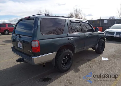 1997 Toyota 4Runner Sr5 V6 z USA, uszkodzony, nr VIN JT3GN86R9V0041131